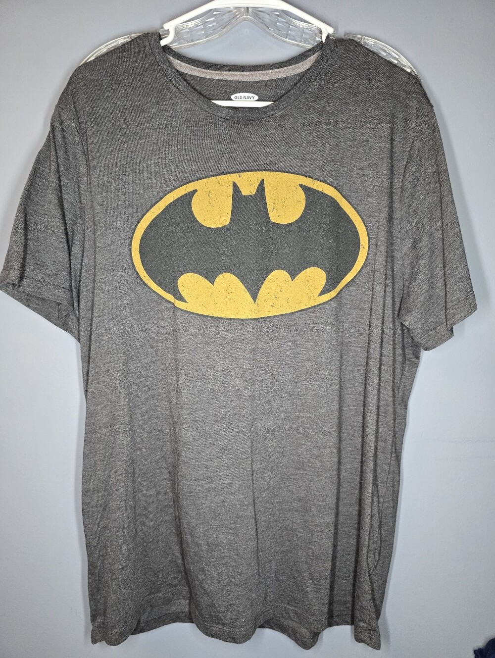 Old Navy Classic Batman Logo Shirt-Mens XL-Heather Gray/Black/Yellow-DC Comics